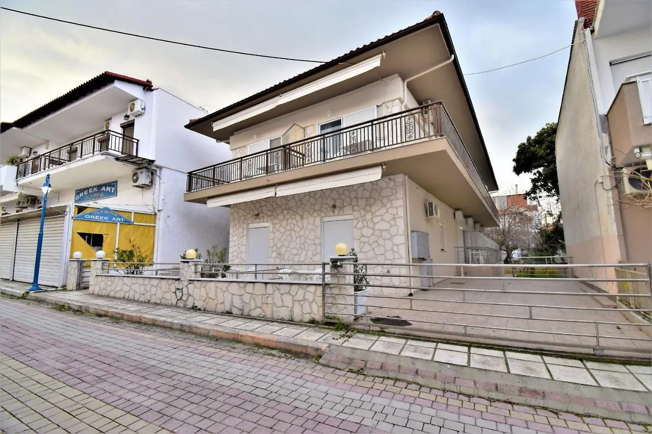 Sueno Luxury Apartments ポリフロノ ギリシャ
